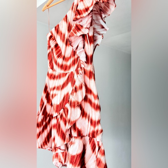 One Shoulder Linen Ruffle Dress - Picture 6 of 9